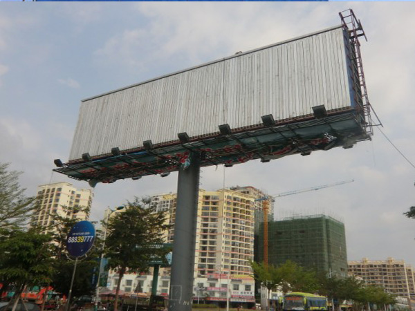 Tùy chỉnh lật ba mặt - yêu cầu kỹ thuật mà biển quảng cáo pháo phòng không phải đáp ứng